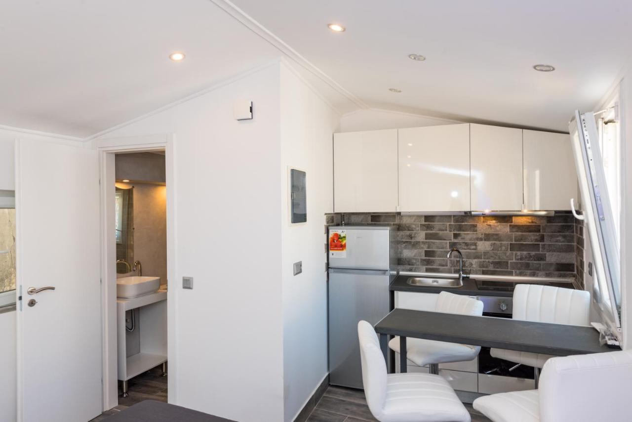 Corfu Downtown Suites Zewnętrze zdjęcie